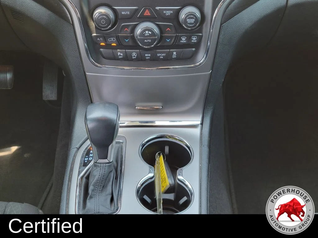 Used 2018 Gray Jeep Laredo E image 22