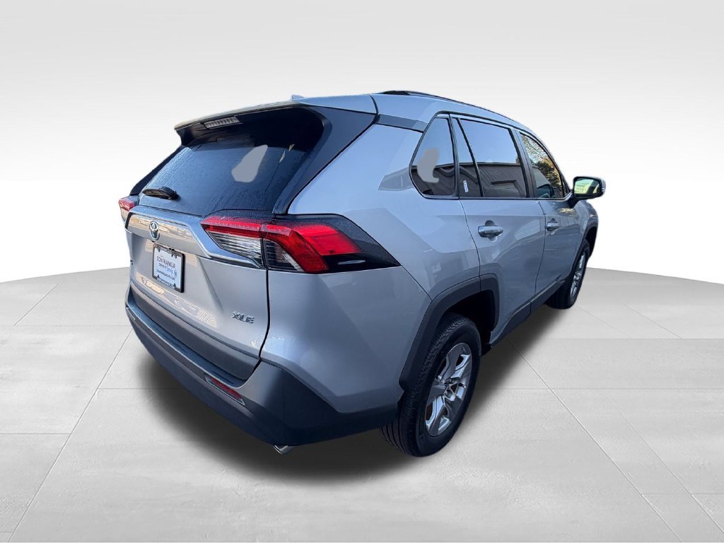 Used 2025 Silver Toyota XLE image 6
