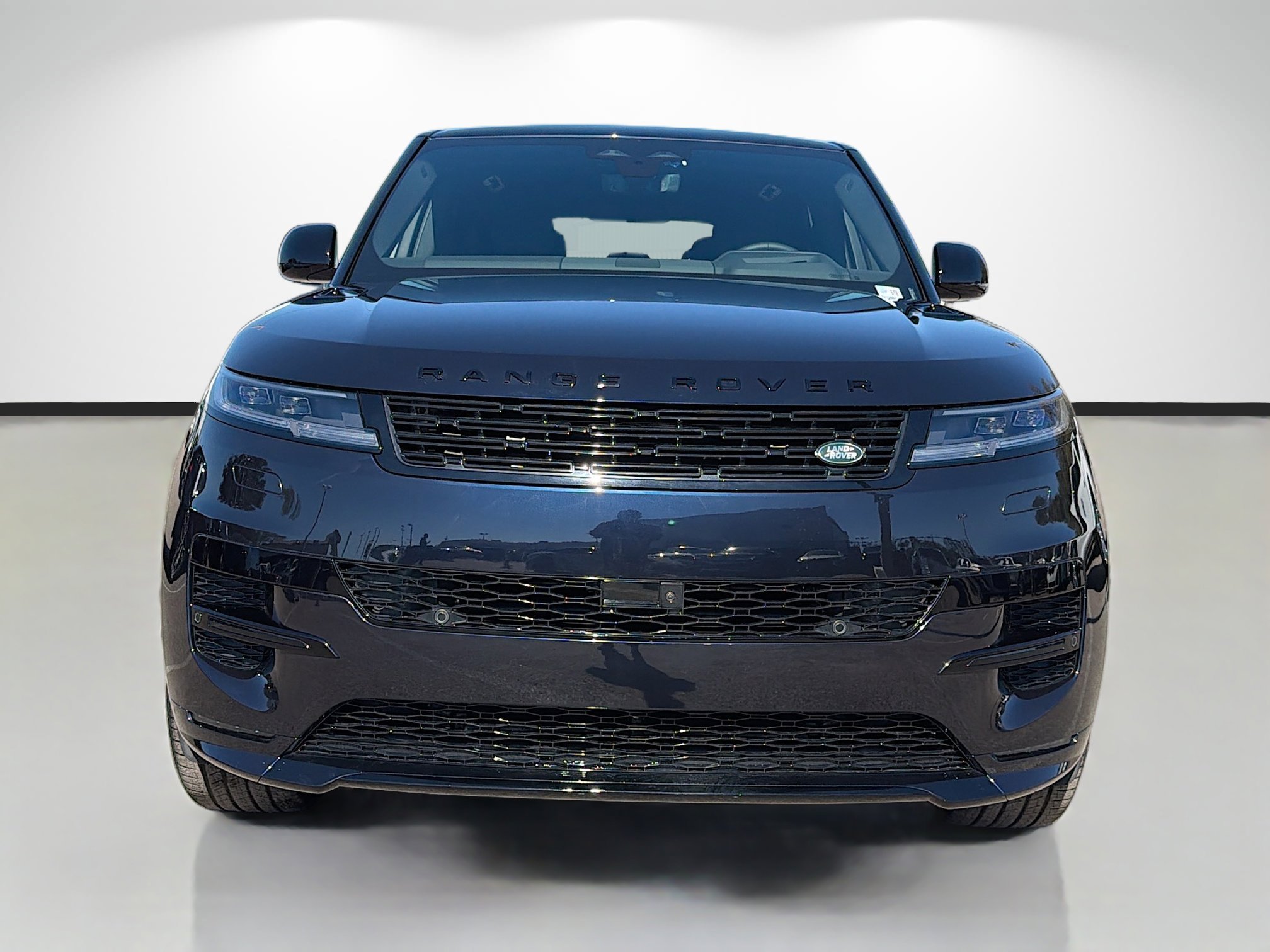 New 2026 Constellation Blue Ultra Metallic Gloss Land Rover Dynamic SE image 8