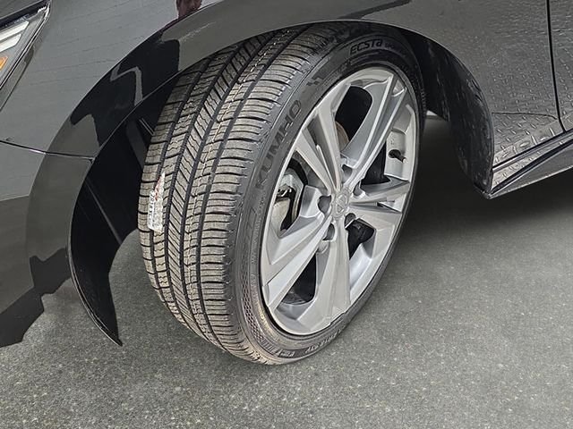 Used 2023 Black Nissan SR image 29