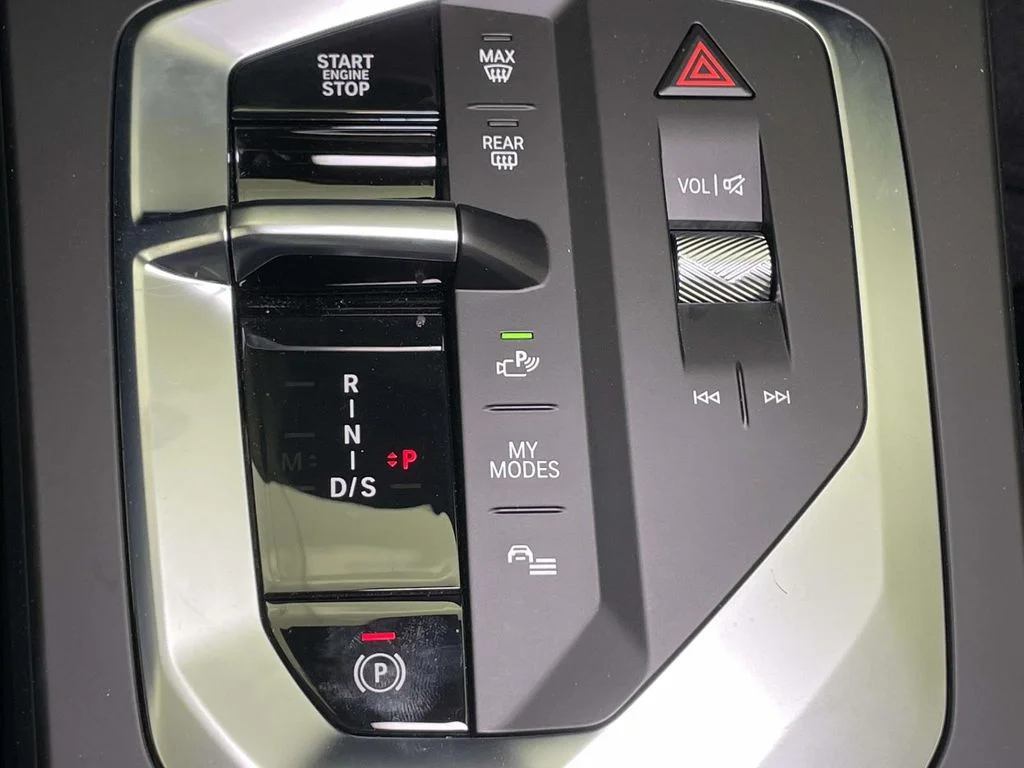 2025 BMW 2 Series M235 - Photo 25