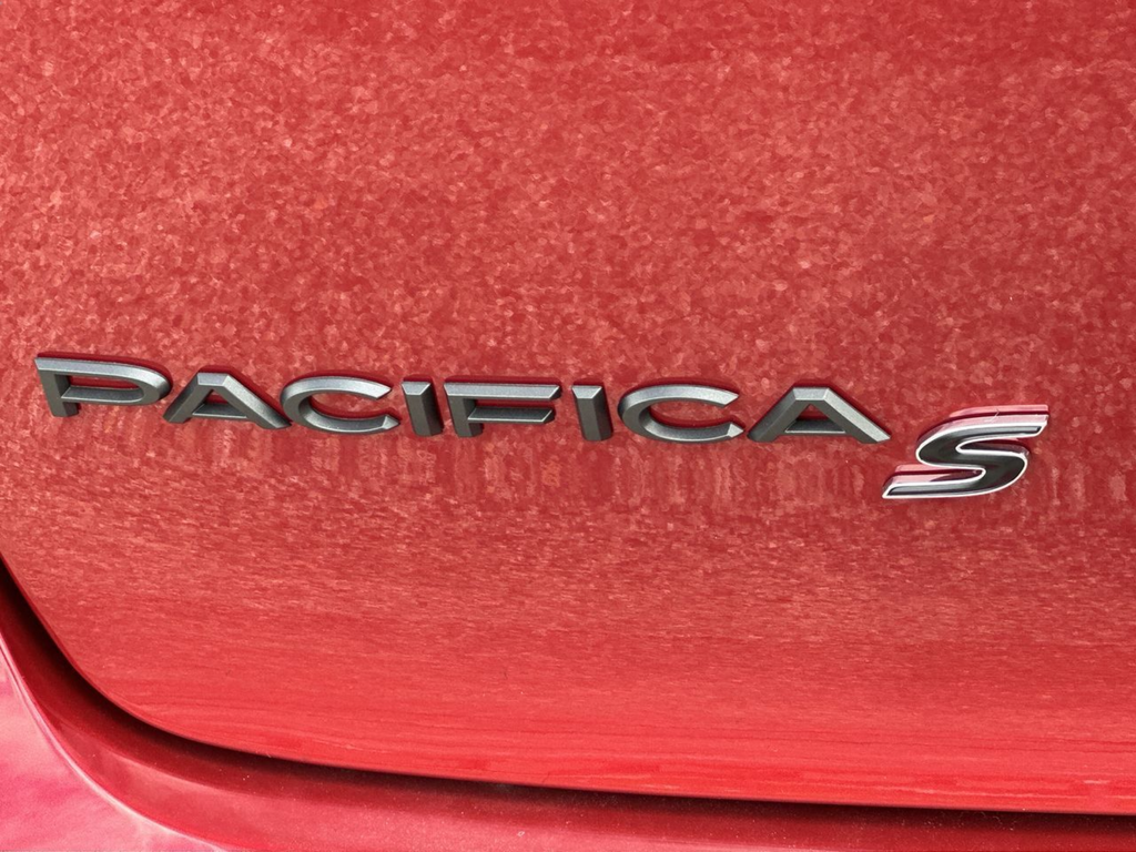 New 2026 Red Hot Pearl-Coat Exterior Paint Chrysler Select image 80