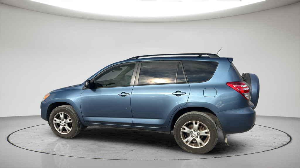 Used 2011 Blue Toyota Base image 13