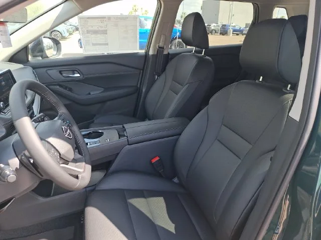 New 2026 Obsidian Green Pearl Nissan Dark Armor™ image 9