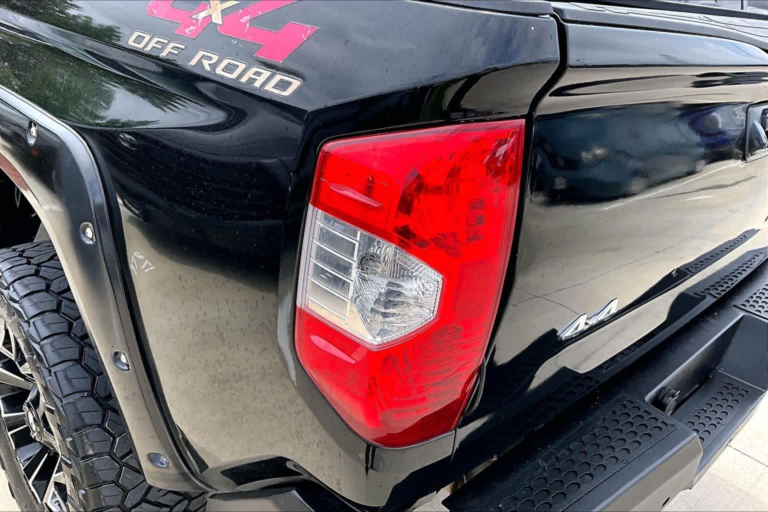 Used 2016 Black Toyota SR5 image 27