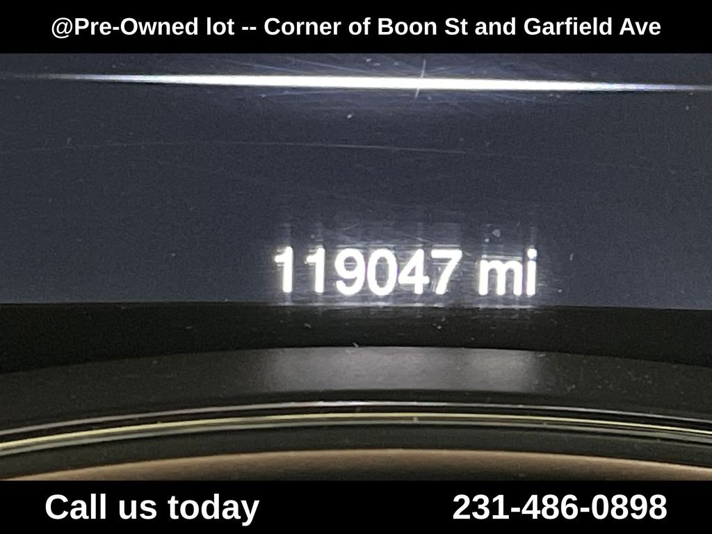 Used 2015 Green Jeep Limited image 24