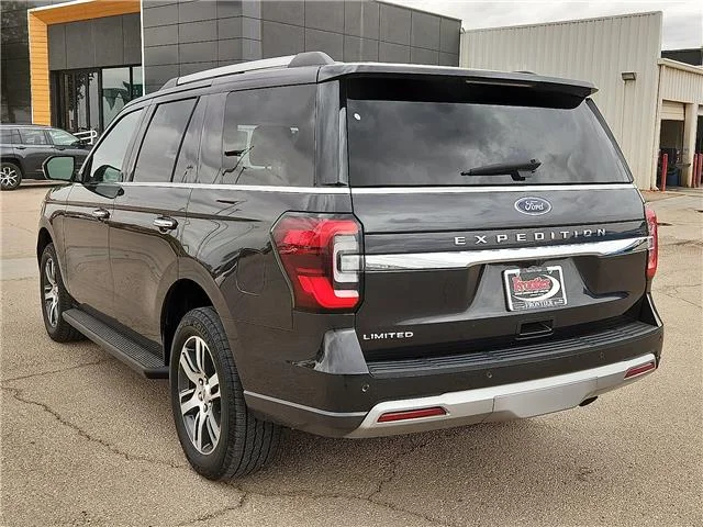 Used 2024 Dark Matter Gray Metallic Ford Limited 4x2 image 3