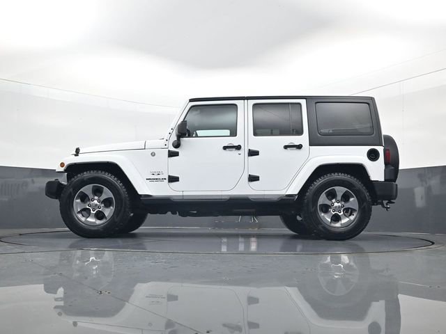 Used 2016 White Jeep Sahara image 28