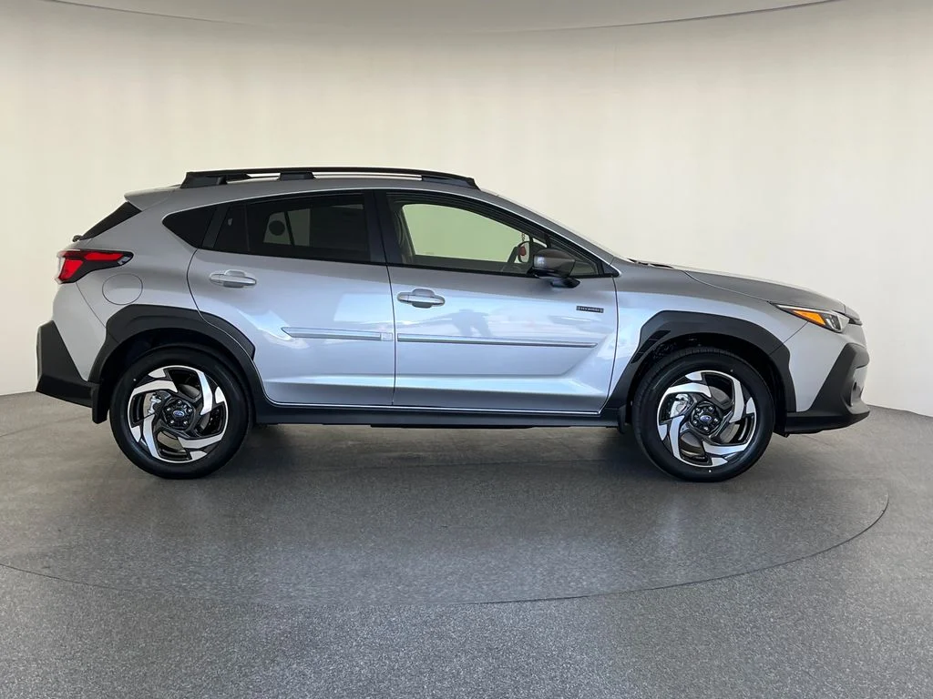 New 2026 ICE SILVER METALLIC Subaru Limited Hybrid image 2