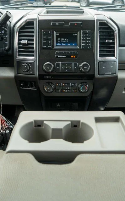 Used 2018 Black Ford XLT image 14