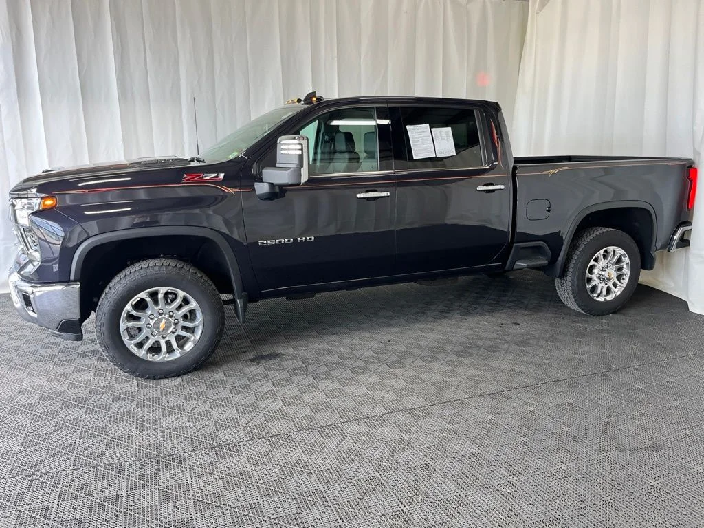 Used 2024 Gray Chevrolet LTZ image 25