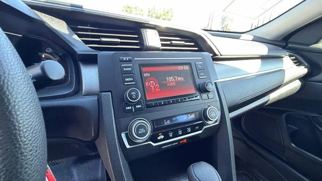 Used 2016 Silver Honda LX image 23