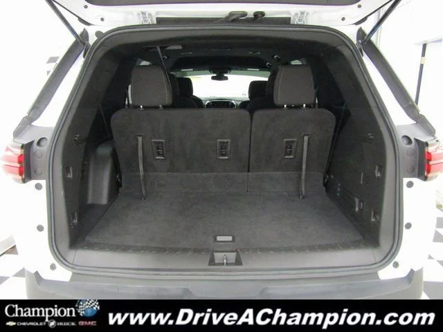 2022 Chevrolet Traverse 1LT - Photo 11