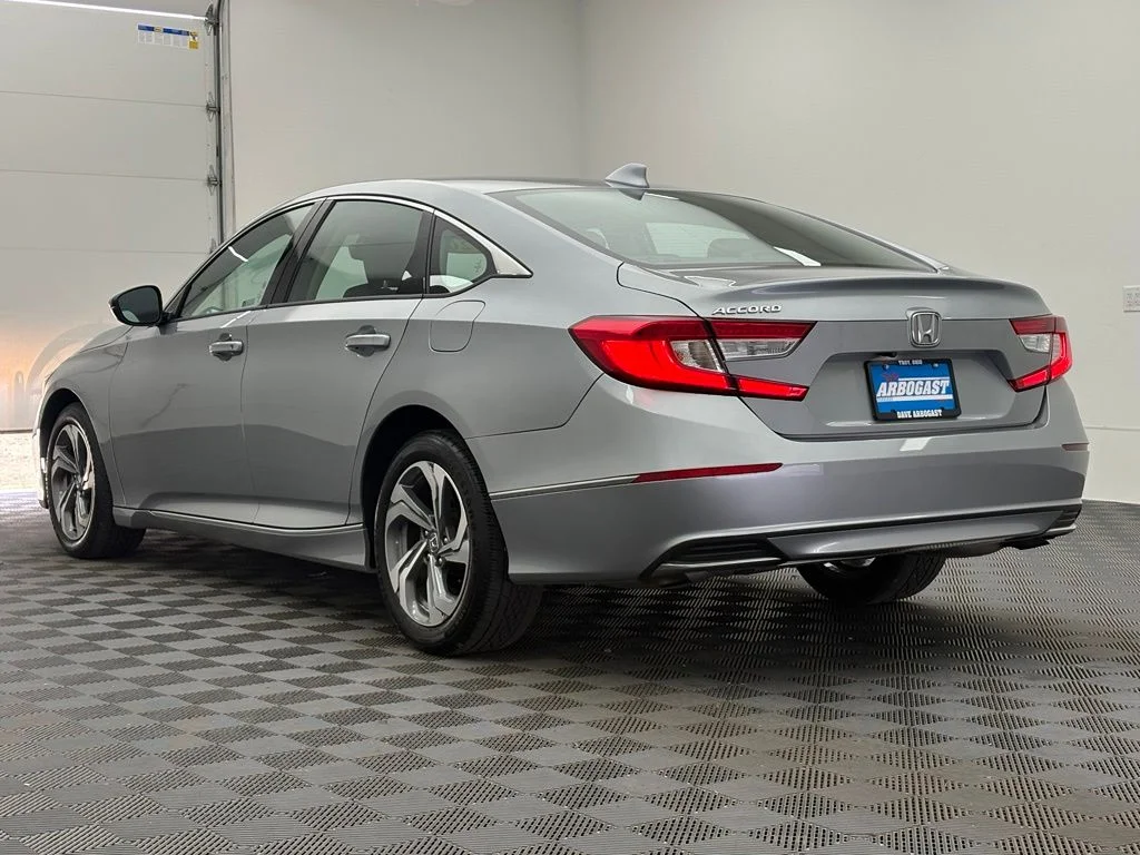 Used 2020 Silver Honda EX-L image 11