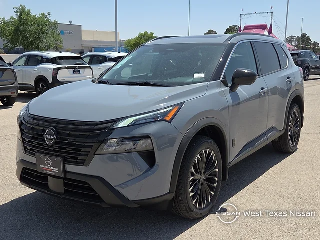 2026 Nissan Rogue Dark Armor Front-Wheel Drive 2026.5