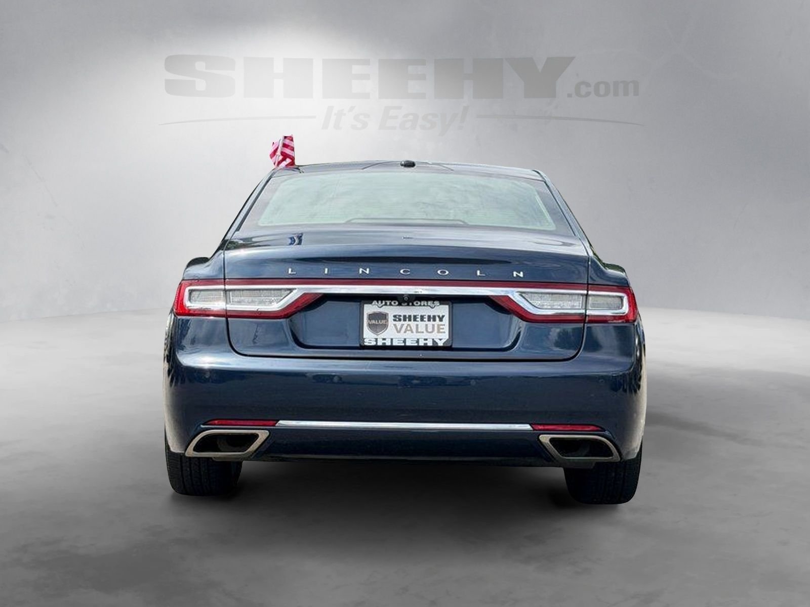 Used 2017 Black Lincoln Reserve image 14