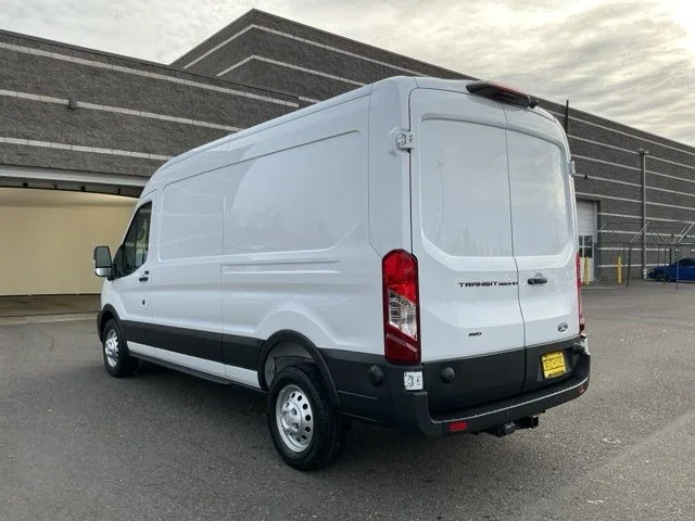 New 2026 Oxford White Ford Base image 6