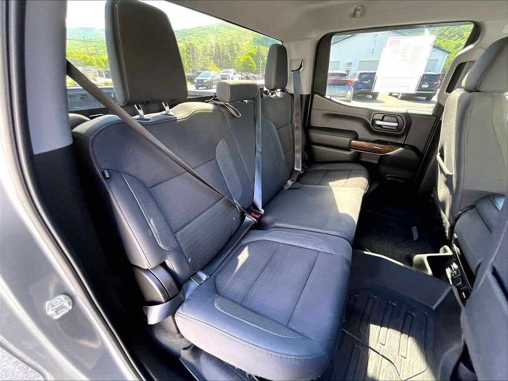 Used 2019 Smokey Quartz Metallic GMC SLE image 16