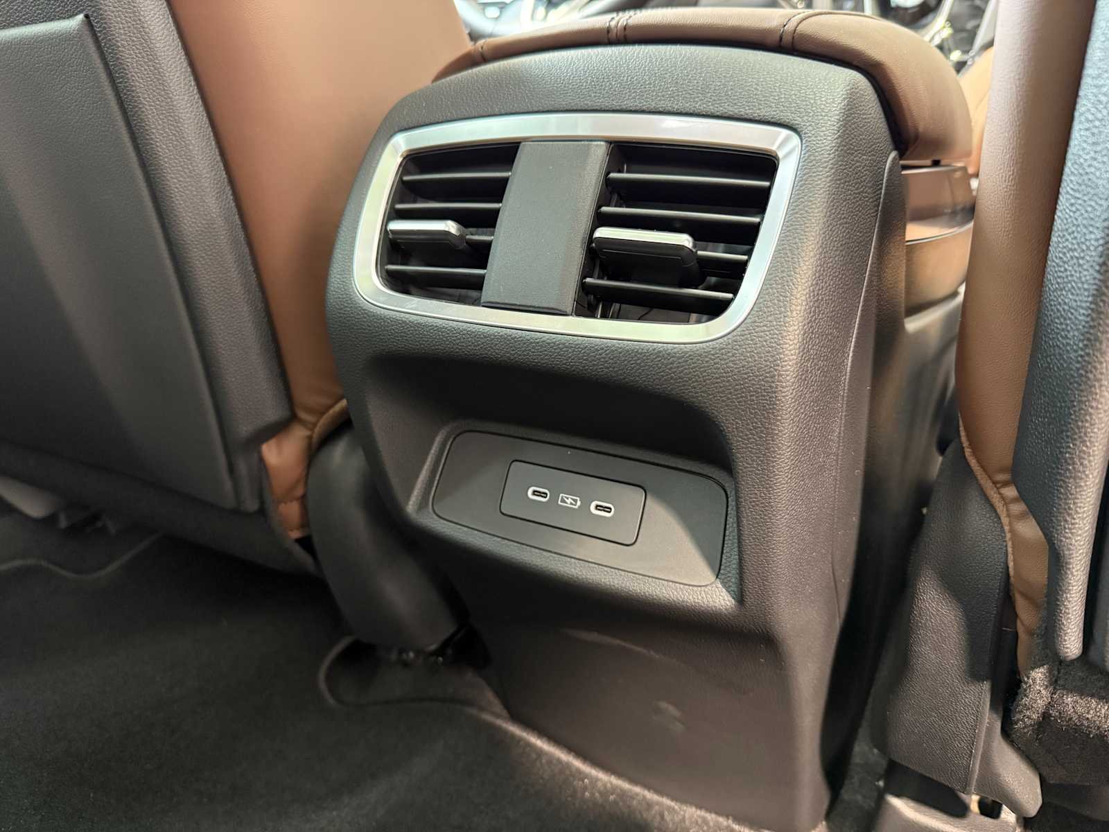New 2026 Liquid Carbon Metallic Acura w/Technology Package image 29