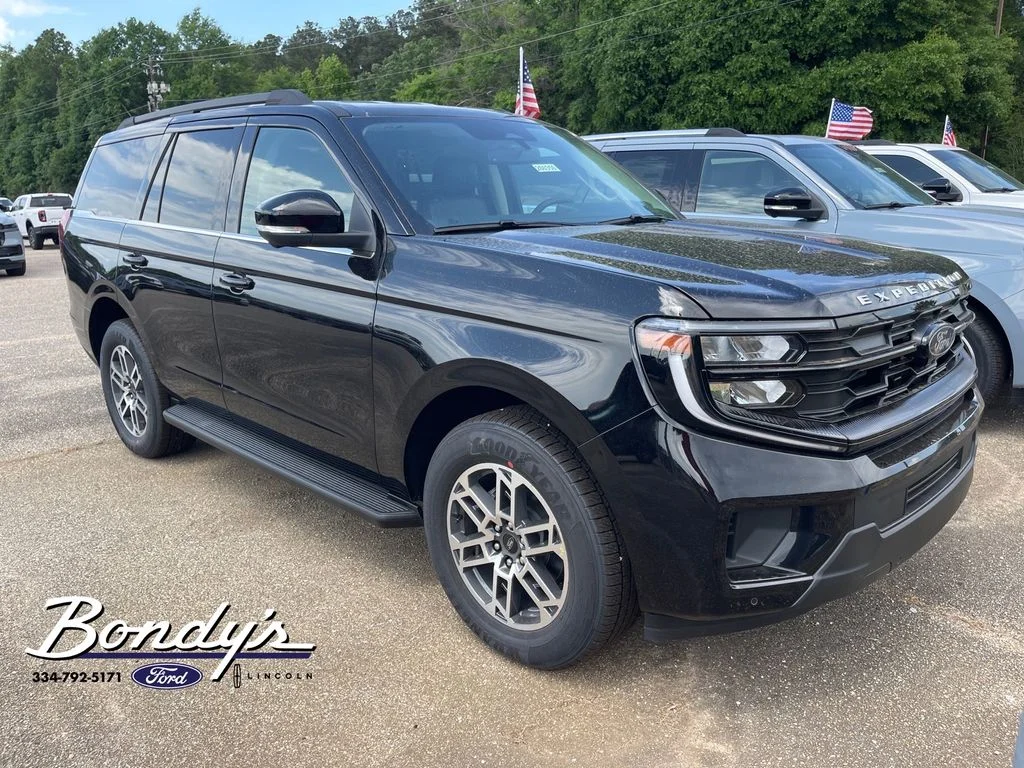2026 Ford Expedition Active's photo