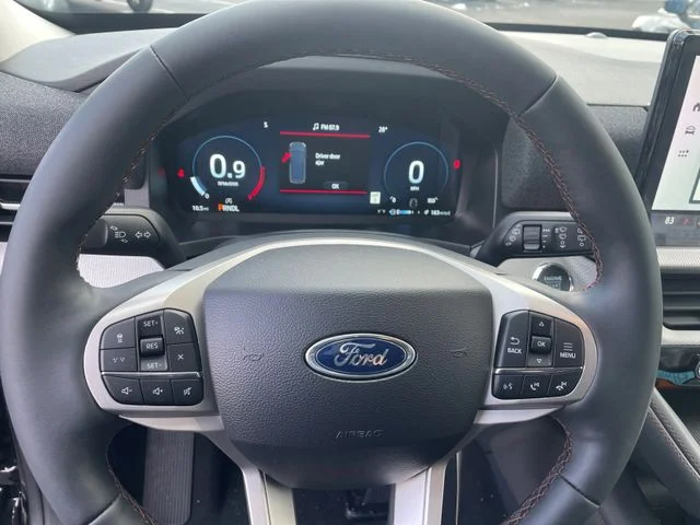 New 2026 Agate Black Metallic Ford Active image 39