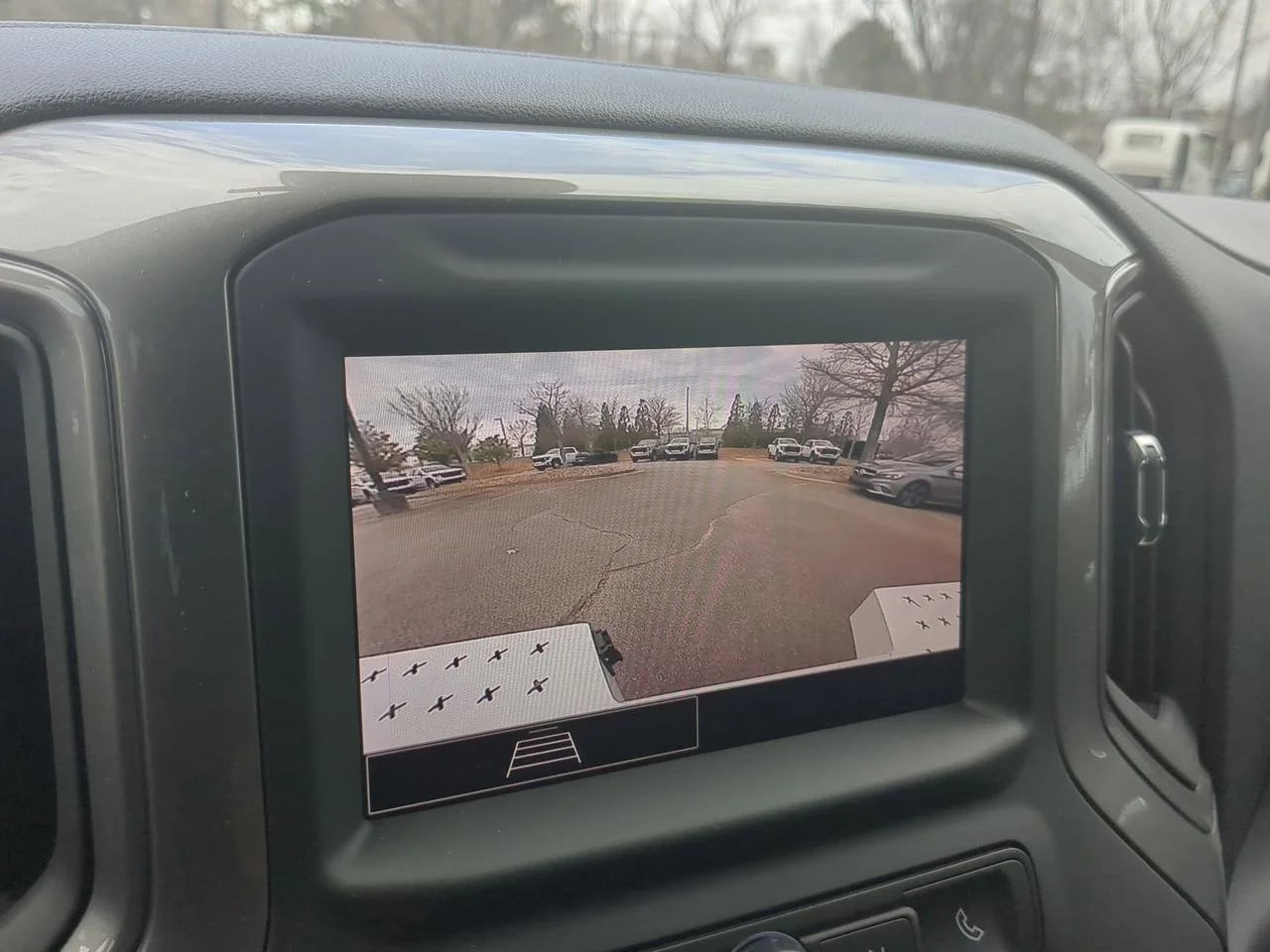 New 2026 Summit White GMC Pro image 14