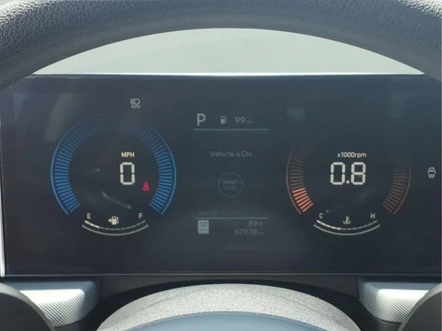 Used 2024  Hyundai SEL image 11