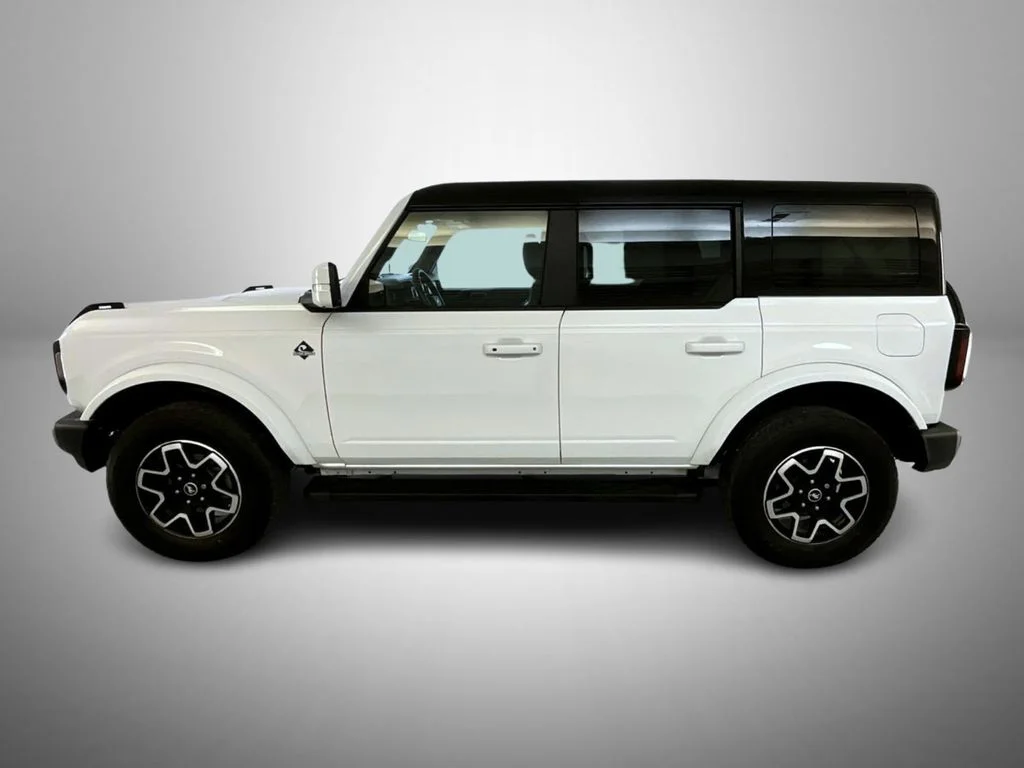 Used 2024 White Ford Outer Banks image 8