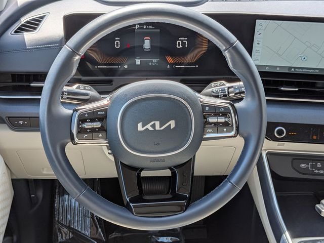 Certified Used 2025 White Kia EX image 29