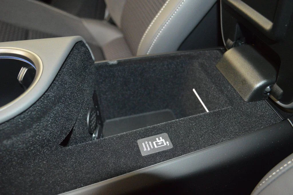 Used 2025 Slate Grey Neo Porsche 4 image 35