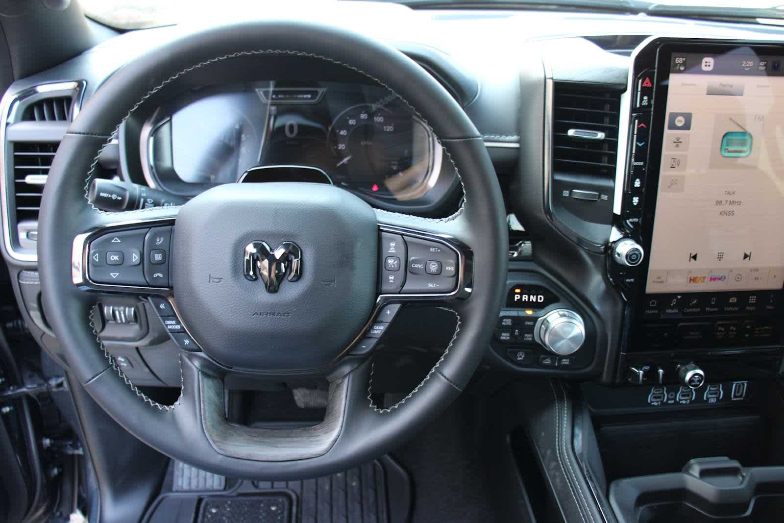 2025 RAM 1500 Limited - Photo 20