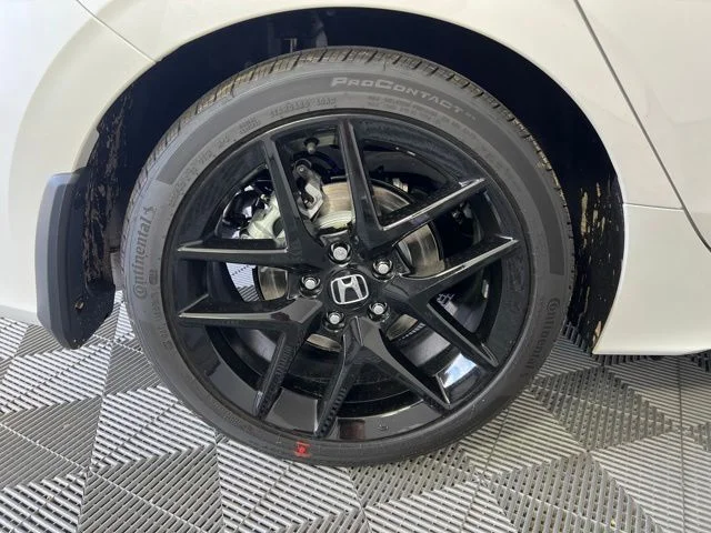 2026 Honda Civic Hatchback Sport - Photo 33