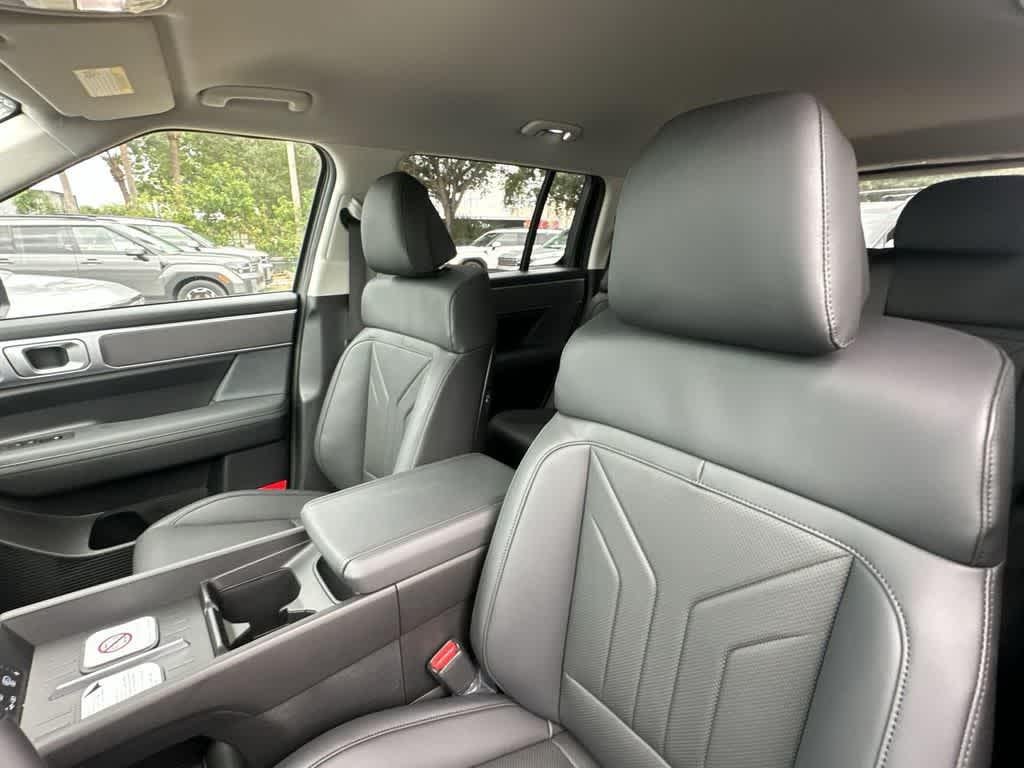 New 2026 Hampton Gray Hyundai SEL FWD image 18