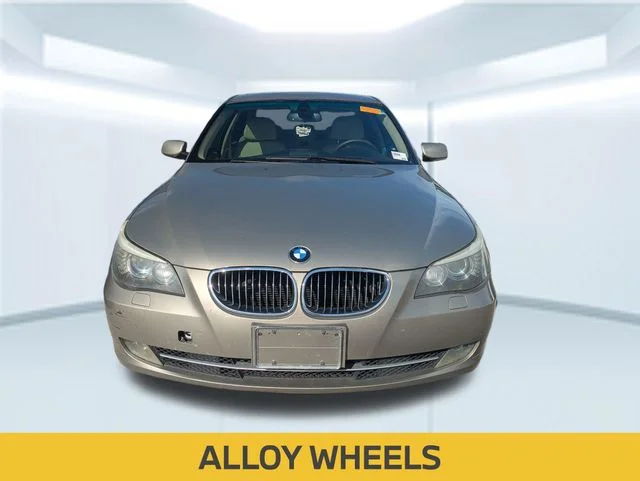 Used 2008 Silver BMW 528i image 5
