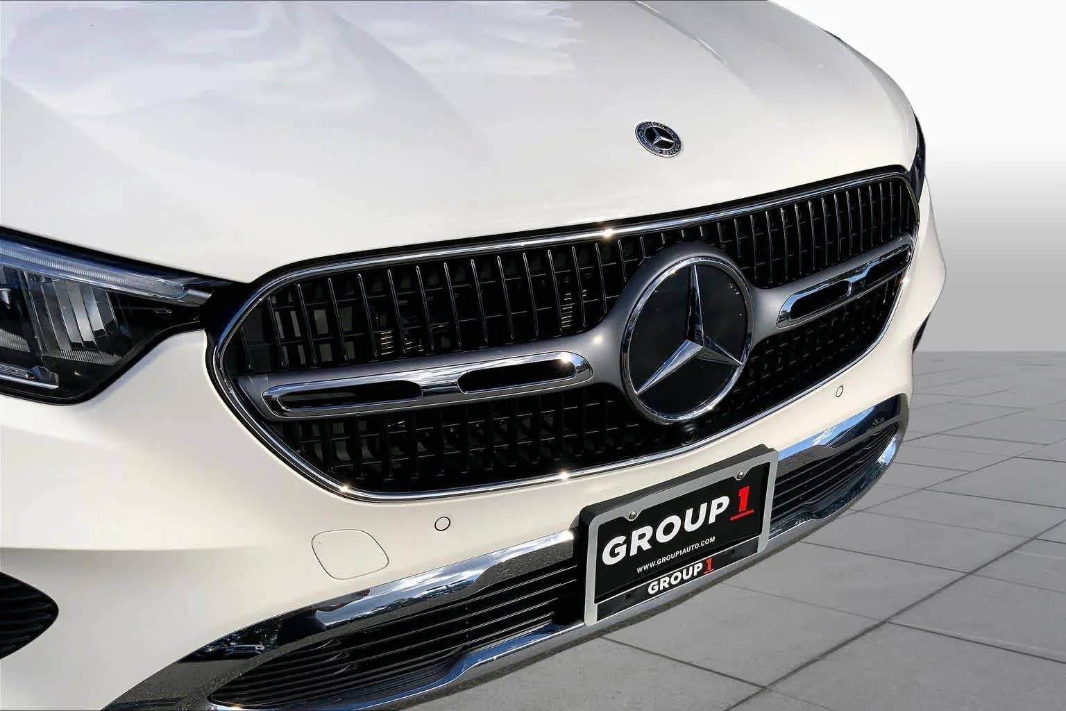 Certified Used 2025 Polar White Mercedes-Benz GLC 300 image 30