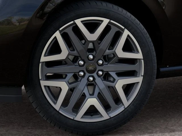 New 2027 Black Metallic Ford Platinum image 19
