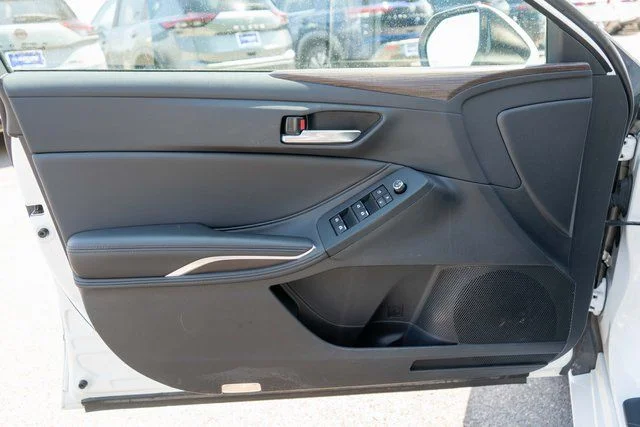 Used 2022 Beige Toyota XLE image 19