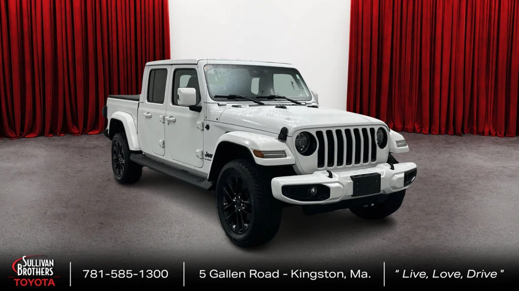 Used 2021 White Jeep High Altitude image 3