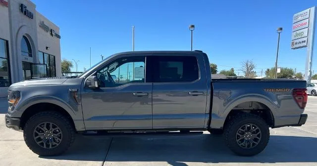 New 2025 Carbonized Gray Metallic Ford Tremor® image 33