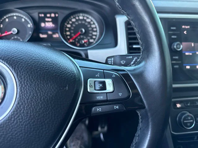 Used 2019 Blue Volkswagen 3.6L V6 SE image 25