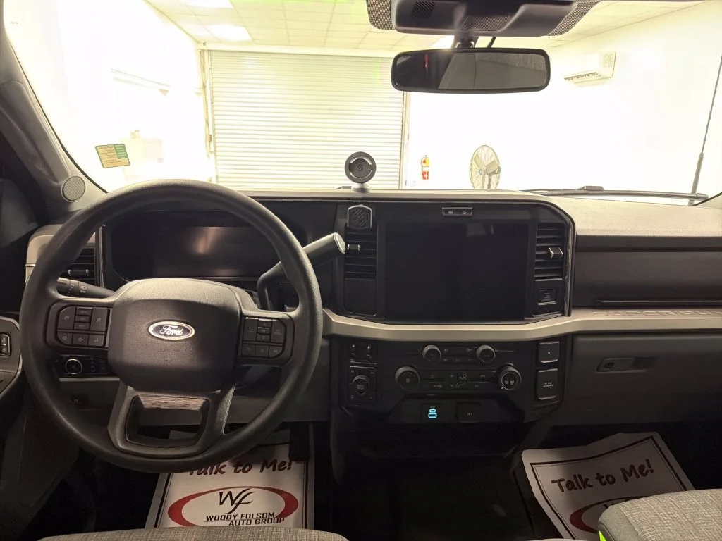 Used 2025 Race Red Ford XLT image 11