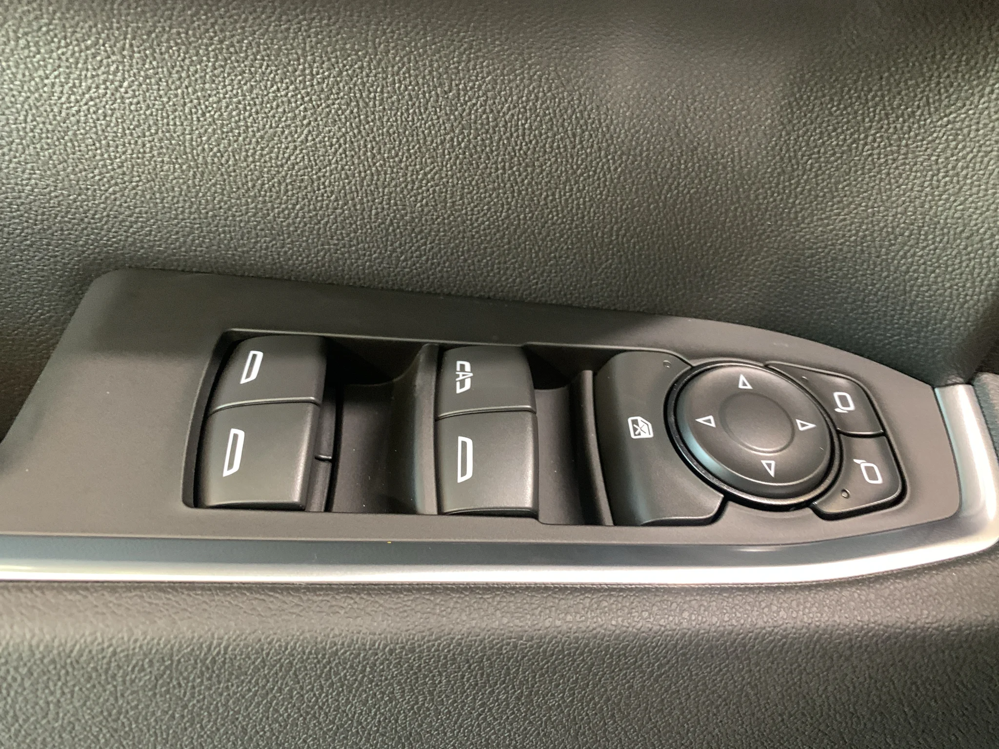 2026 Chevrolet Silverado 1500 RST - Photo 31