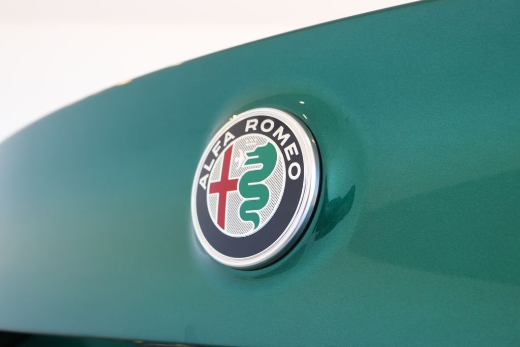 2025 Alfa Romeo Giulia Base - Photo 22