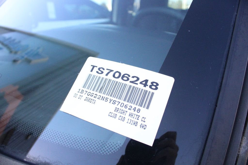 Used 2000 White Dodge Sport image 33