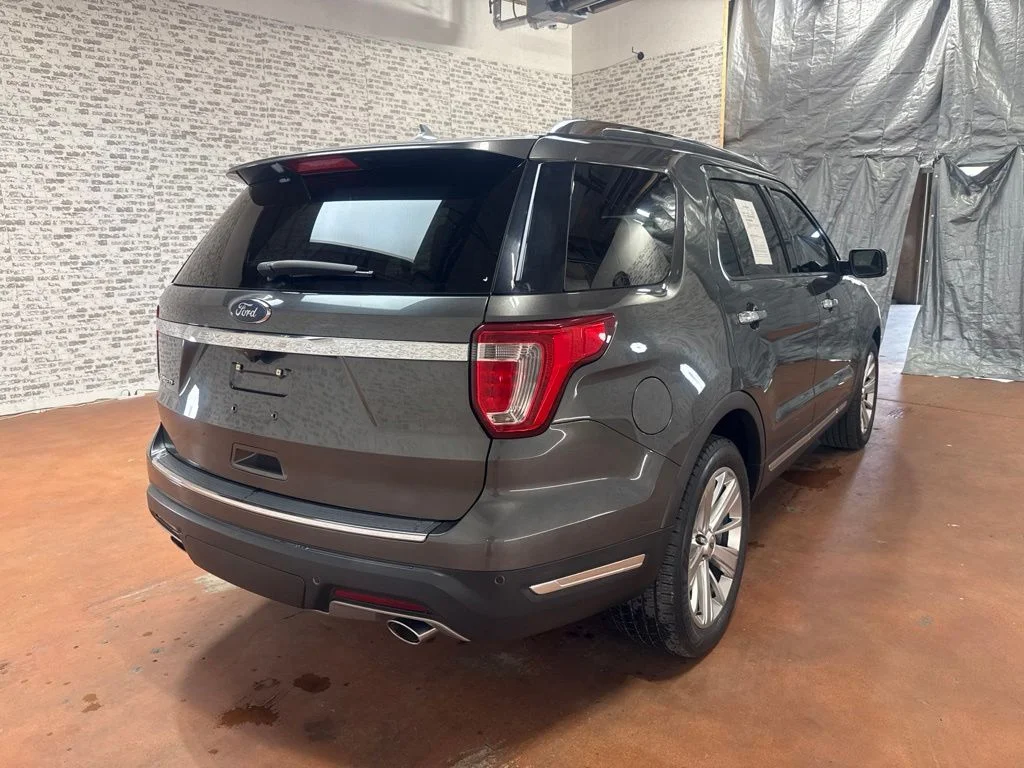 Used 2019 Magnetic Ford Limited image 7