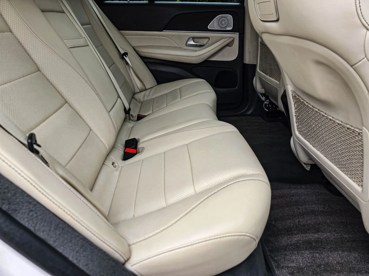 Used 2020 Polar White Mercedes-Benz GLE 350 image 39