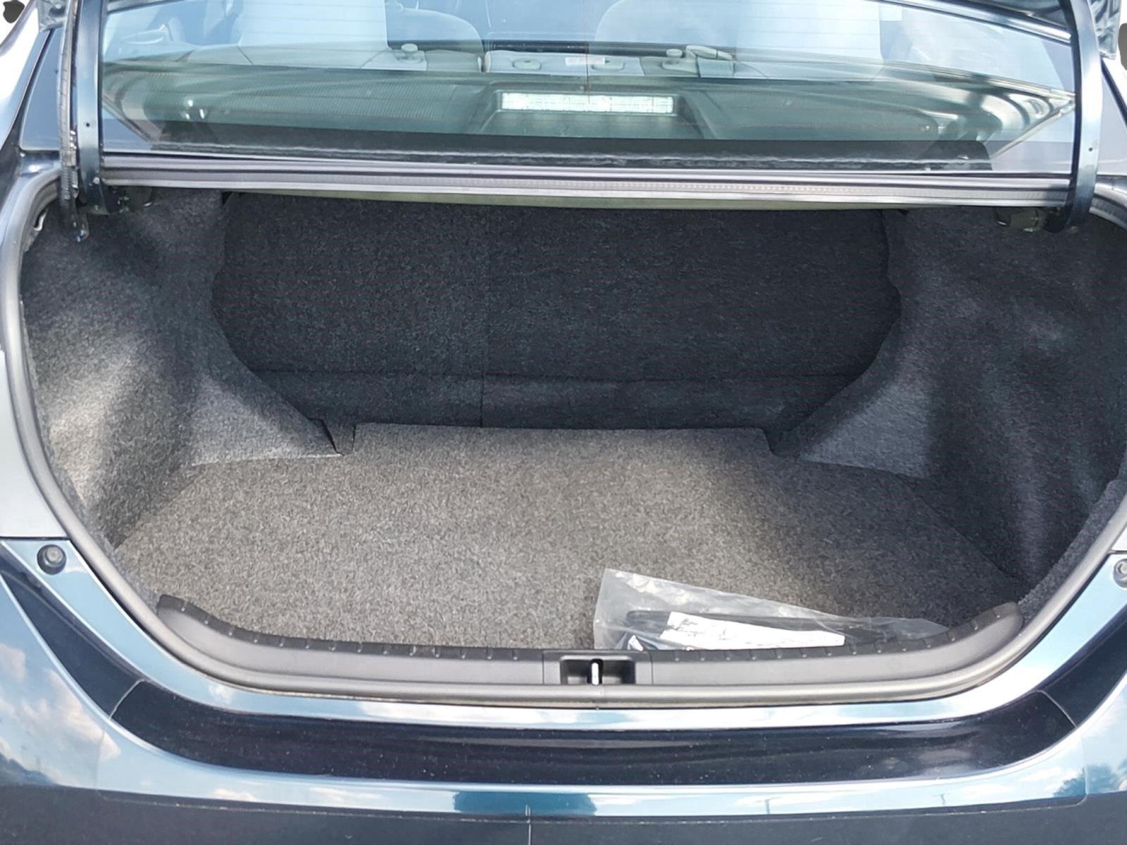 Used 2018 Galactic Aqua Mica Toyota LE image 20