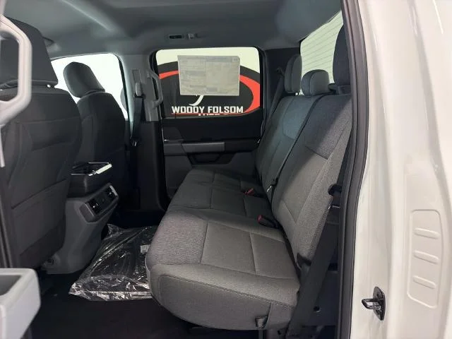 New 2026 Oxford White Ford XLT image 33