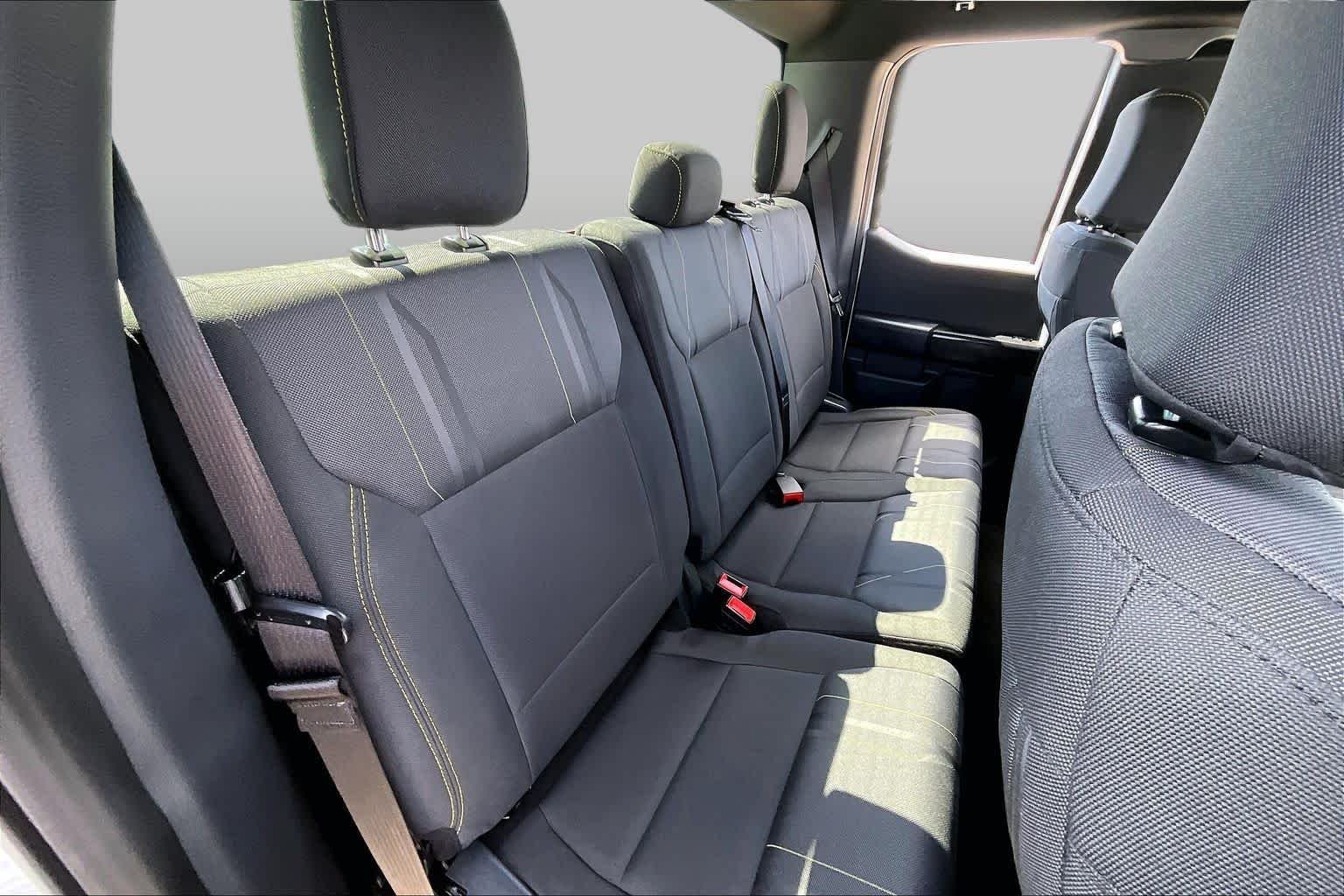 Used 2025 Oxford White Ford STX image 18