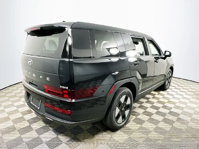 New 2026 Black Hyundai SE image 3